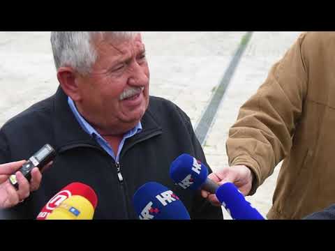 Mještani Škabrnje u lokalnom kafiću pratili izricanje presude Ratku Mladiću xvid