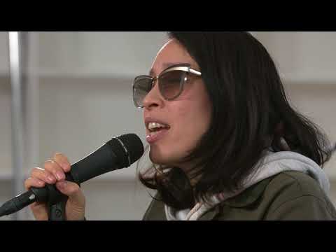 Little Dragon - Feather (Live on KEXP)