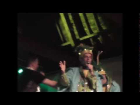 Breuker Neutjes - Wat 'n Fieës