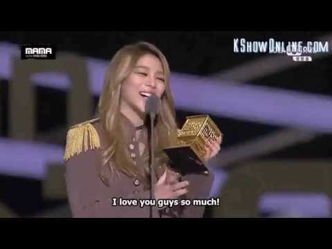 Eng AILEE Winning Best Vocal award at MAMA2015