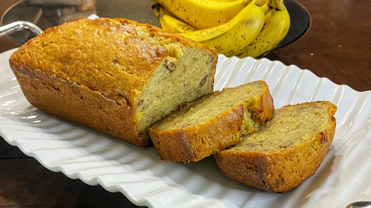 How to make the best BANANA BREAD
