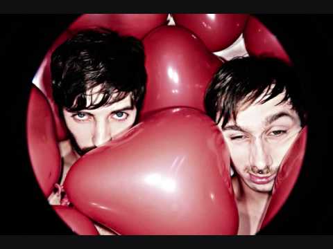 The Sexinvaders feat. Tyskerhar - Love Ideology