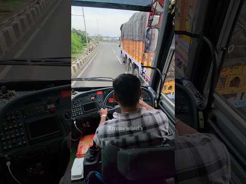 VOLVO Bus shocking overtake😲 Overtaking trucks in extreme left lane🙌#shorts #volvo #youtube #driving