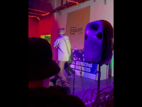 Sleeze live performance with Dee koala in PE