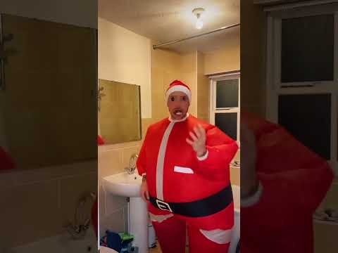 Santa Catfished Talalaa… Now He’s Running 💀😂