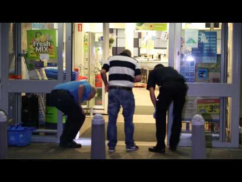 Buit bij plofkraak op ING Automaat bij de Albert Heijn in Vught