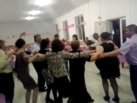 nunta mare joc frumos la crangu nunta maria si marian si botezu lui stefania 10 mai 2014