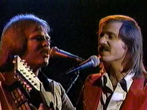 ENGLAND DAN & JOHN FORD COLEY-(LIVE)"IT'S SAD TO BELONG"(LYRICS)