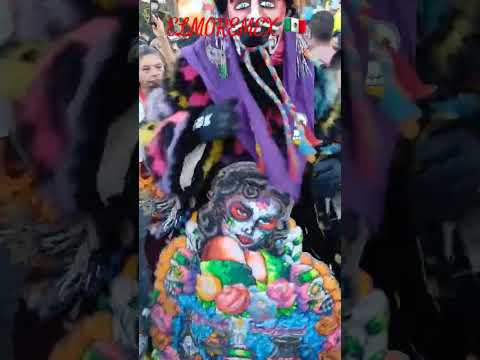Chinelos Carnaval Jiutepec Morelos 2024 🇲🇽 Traje chingon 🎭🎊🎉👌#chinelos #jiutepecmorelos #carnaval