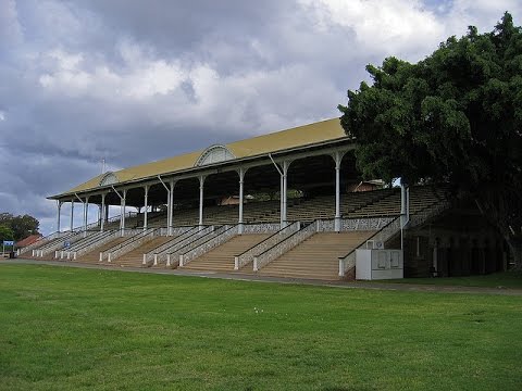1994  Queensland Winter Racing Carnival _ Sportsworld _WWOS