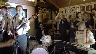 One Fing &#39;n&#39; Annuver // Rockney Rebels Tribute to Chas n Dave