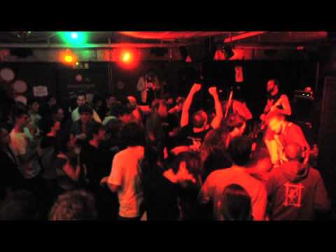 Mute - Bates Motel (Live @ Sojo Leuven - Thunderblast Belgian Release 2011)