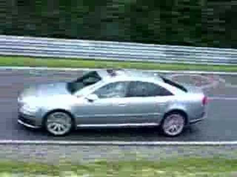 Audi S8 - understeer!