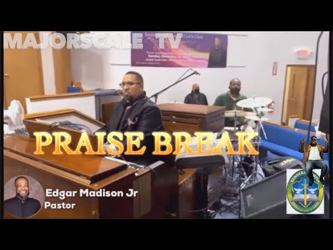 Chucky Caldwell on Organ  - Praise Break #STL