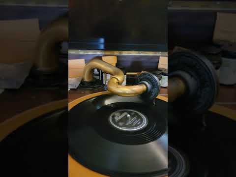 Hot Rod Race #2 - Tiny Hill and his Orchestra  Mercury Records #5598 1951