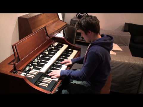 Hammond A100 (B3) leslie minor blues