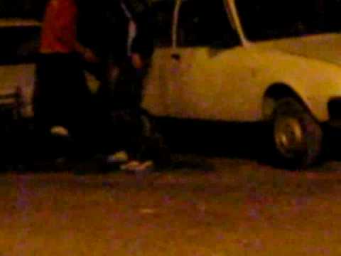 Ce fac 2 oameni plictisiti :))