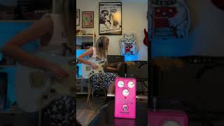 Video thumbnail for Pedal del día: Ad-3 Analog Delay by NUX 🎀🐈‍⬛riff: Sugar for the Pill - Slowdive by Gear Anxiety