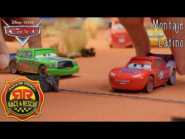 Vídeo relacionado con Mattel Disney Pixar Cars Rescate a toda máquina en Radiador Springs Circuito de carreras de rescate Conjunto con Rayo McQueen y Chick Hicks con 2 vehículos del equipo de Pitties, JFL57