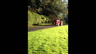 preview picture of video 'David Brown tractor run@Ballinlough Castle Clonmellon xmas 2014'