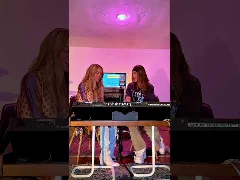 Nicole Favre y Pitizion Acapella - Sin Decir Adios