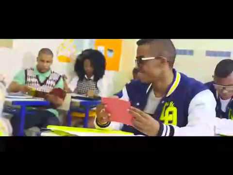 Lucas e orelha nega perfeita