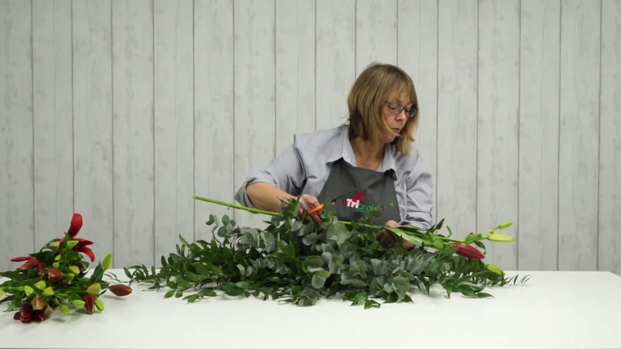 How to Make a Double Ended Funeral Spray with Cayenne Red Flowers