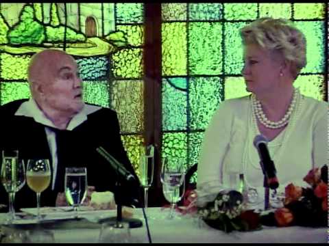 Tony Curtis has dinner and a Q&A session with fans at the Magic Castle