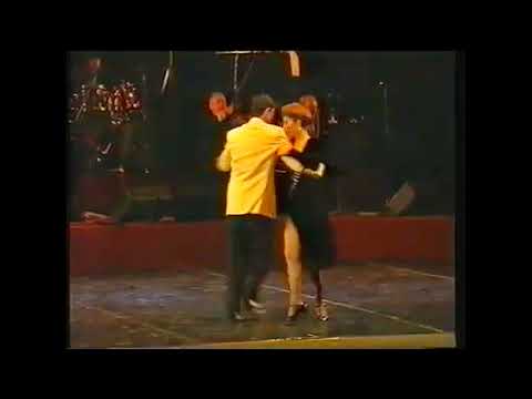 Roberto Herrera con Vanina Bilous - Mala Junta