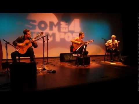 Trio Madeira Brasil - Som em 4 Tempos
