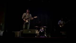 Albert Cummings plays the blues (Little Bird) in Mill Valley, CA, 1/12/17