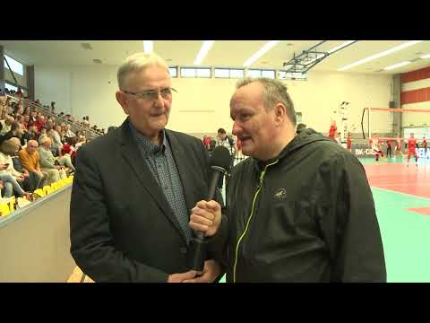 KOMÁROMI ARANYDUPLA a férfi röplabda extraliga fináléjában - Ferencz László klubelnök - meccs előtt