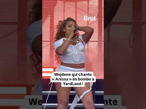 Wejdene en festival à YardLand ✨