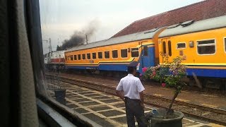 preview picture of video 'Kereta Api Kahuripan dengan Lokomotif kobong meninggalkan Stasiun Kertosono'