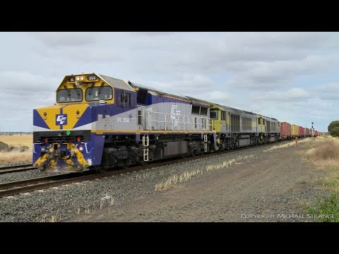 VL358, QBX005 & QBX001 / QUBE 6MA7 Container Freight Train (6/12/2019) - PoathTV Australian Railways
