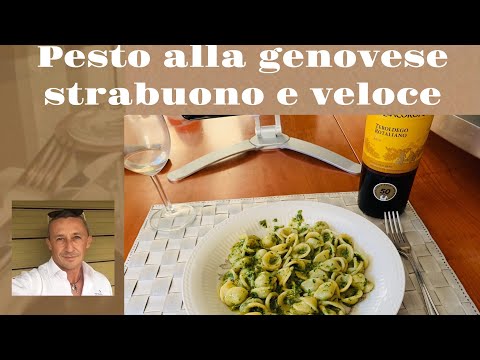 Come fare il Pesto alla genovese facile e veloce che finisce sulle orecchiette
