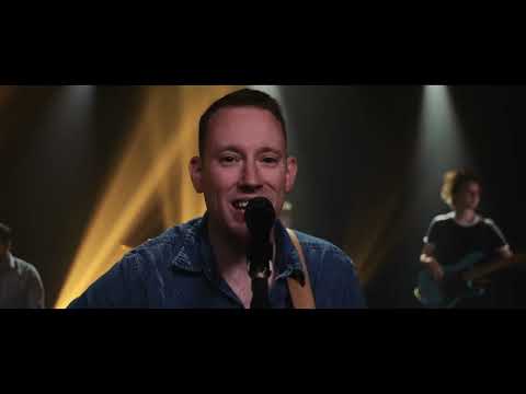 Skipinnish // Summer Call [Official Video]