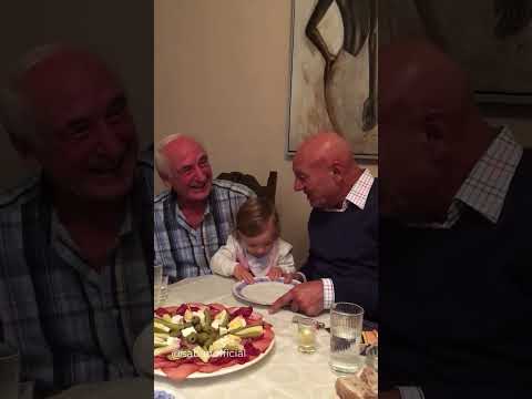 Deda je neko ko nas uči stvarima koje ne pišu u knjigama – Šaban Šaulić