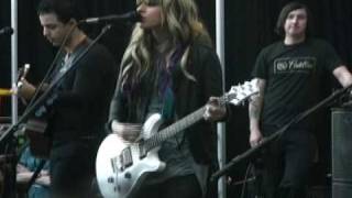 Orianthi &quot;Feels Like Home&quot; at NAMM 2010
