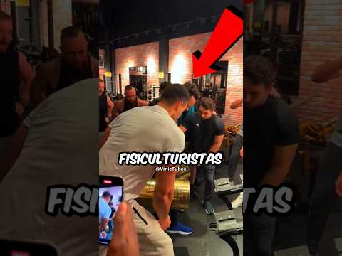 Quem você acha que levantaria isso aí ?! 😱 #curiosidades #atleta