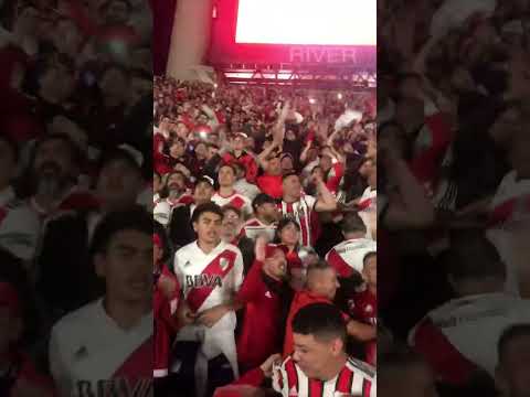 "LA HINCHADA DE RIVER PLATE" Barra: Los Borrachos del Tablón • Club: River Plate