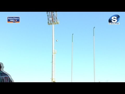 Mat Berquist missed penalty goes left & wide - Benetton Treviso v Ulster 23rd February 2014