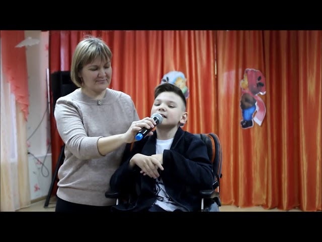 Особенный мальчик Тимур Фазлиев читает стихотворение. Часть 2. Лаишево. 03.12.2019 г. Видео Людмилы Никифоровой