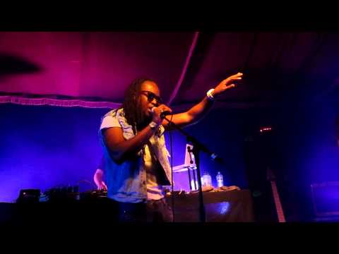 Gandhi - J'me cache pour pleurer @ Bsf 2012.