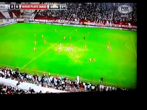 Golaço na partida Huracan x River Plate