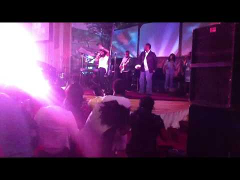 Jean Jean Louange (Emeline Versaillau)