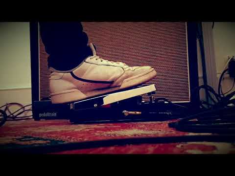 Voodoo Child (Slight Return) Intro - Real McCoy Custom RMC10 Wah