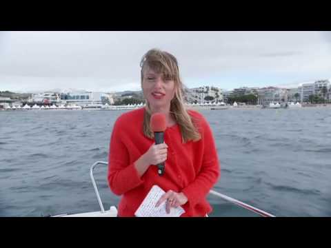 Festival de Cannes: le baiser langoureux de Catherine Deneuve à Laurent Laffite