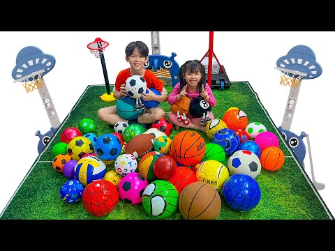 🏀⚽ Kids Sorting Sports Balls by Size & Playing Basketball! 🎯