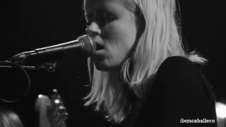 Amber Arcades -  Turning Light   at Paradiso March 2016